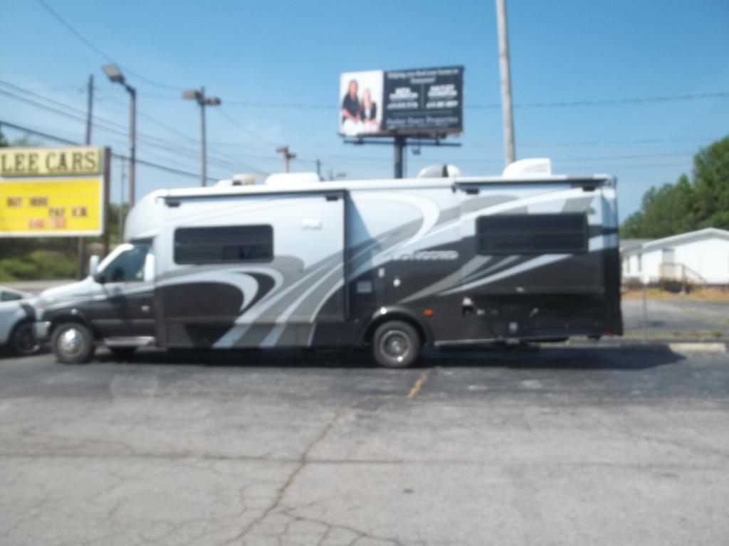 2008 Ford Econoline's photo