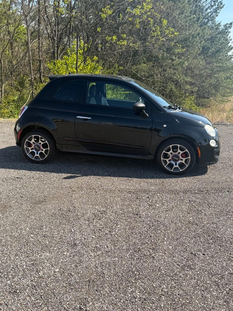 2012 FIAT 500 Sport's photo