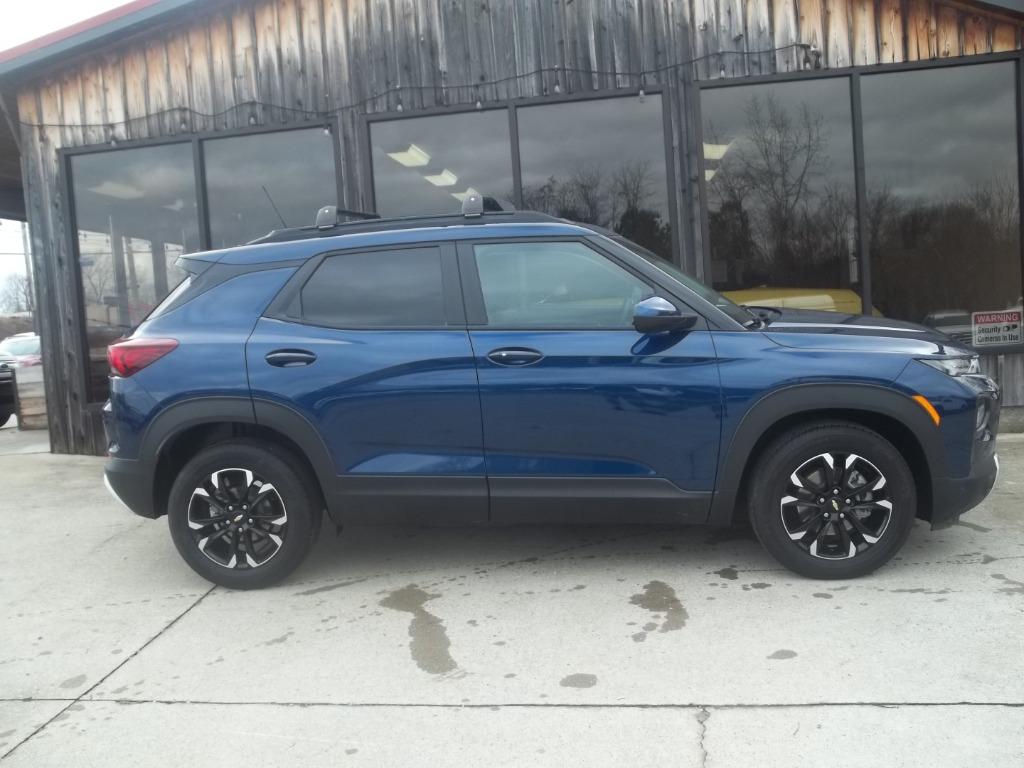 2023 Chevrolet TrailBlazer LT's photo